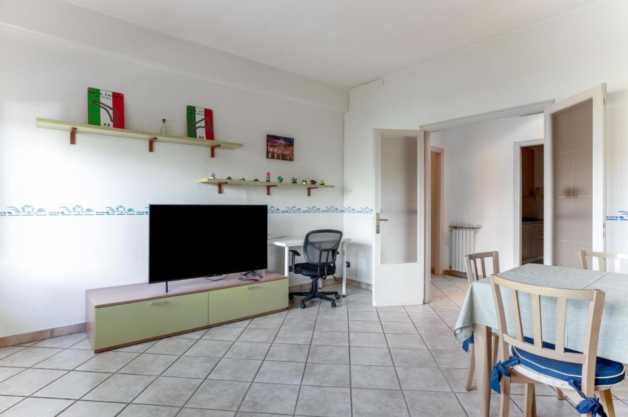 Lucca Roomy Apartment With Balcony And Parking! المظهر الخارجي الصورة