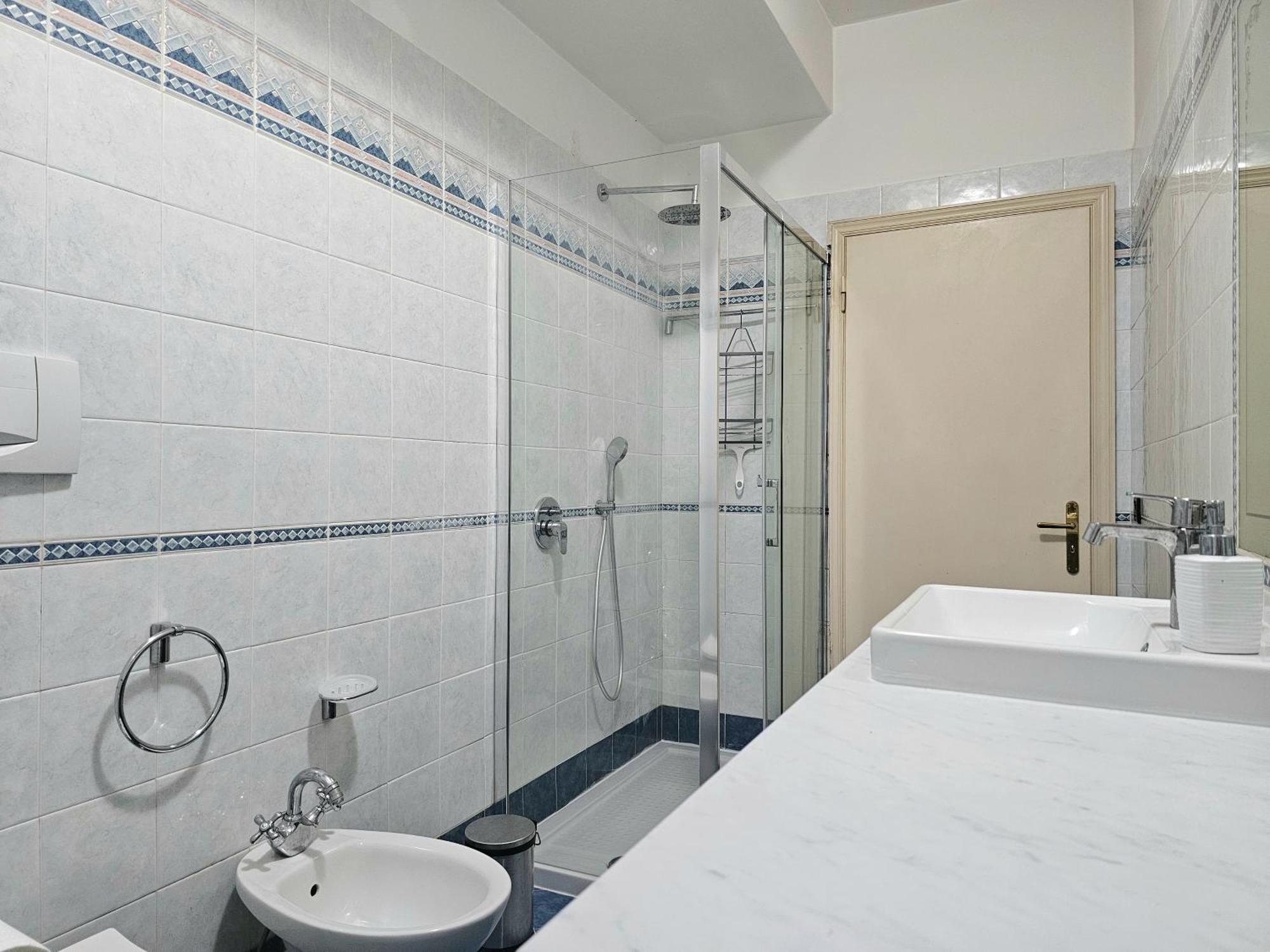 Lucca Roomy Apartment With Balcony And Parking! المظهر الخارجي الصورة
